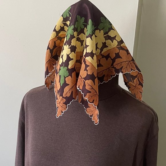 Vintage Autumn Maple Leaf Handkerchief Hanky - Picture 4 of 4